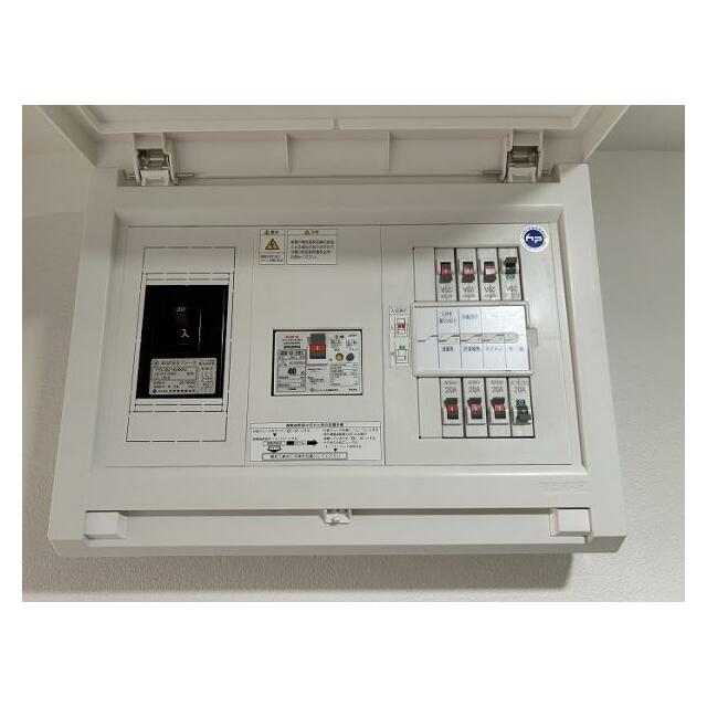 分電盤交換をおこないました