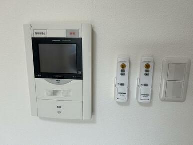 モニター付インターホン
