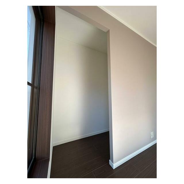 リビングには収納スペース付き