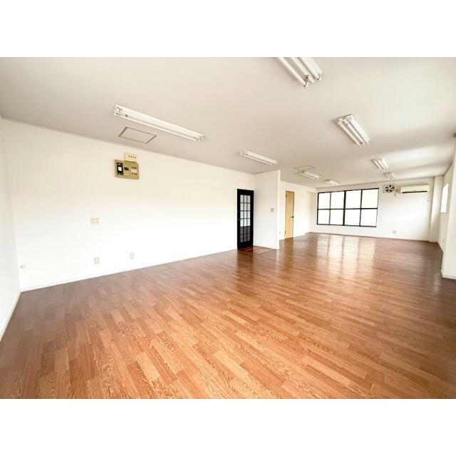 室内：46.78㎡
