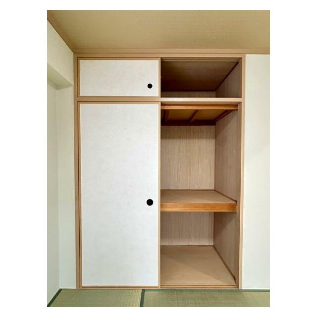 「和室」和室の収納スペースもしっかりございます。