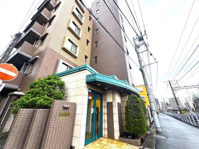 ヒルズ市川真間 2階 3LDK