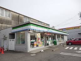 ファミリーマート小牧原新田店