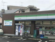 ファミリーマート瀬谷中央店