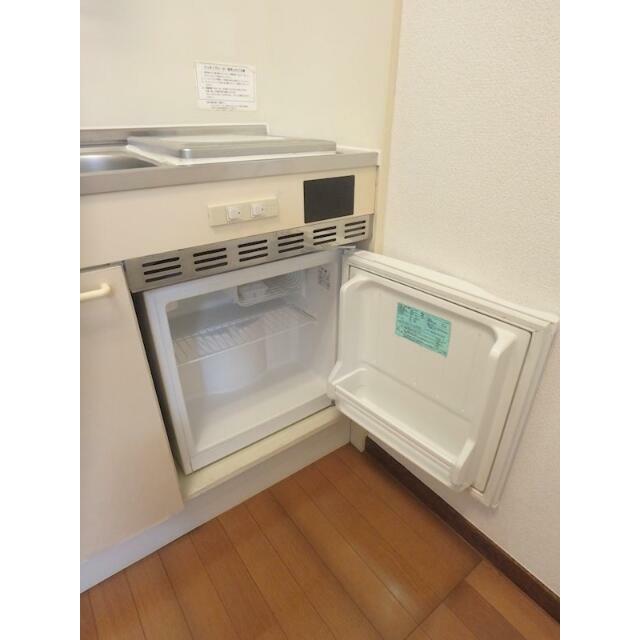 ミニ冷蔵庫付き