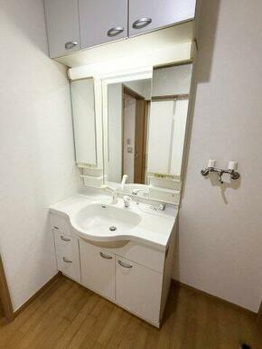 洗面化粧台です。■■■日住サービス京都五条店　冨岡勇人■■■