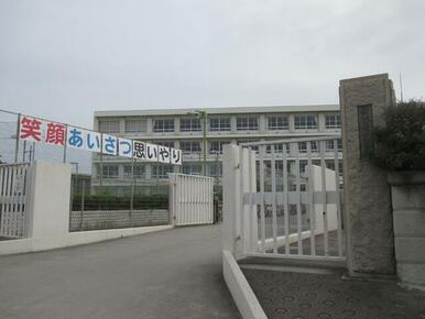 碧南市立新川中学校