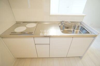 人気のカウンターキッチン♪会話しながらお料理できます☆