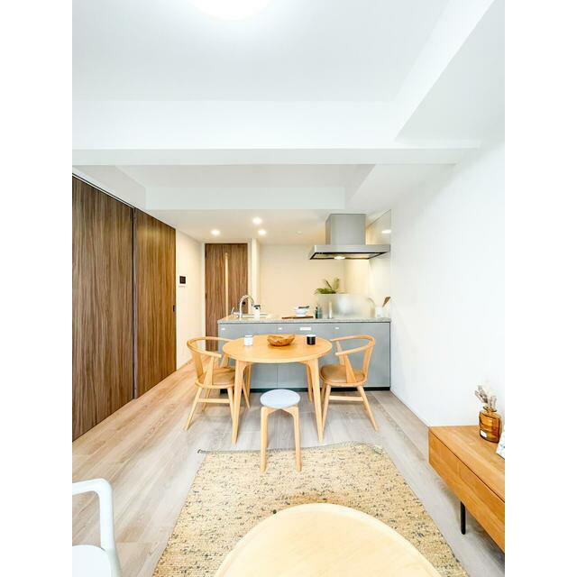 【家具・家電の備え付けはありません】