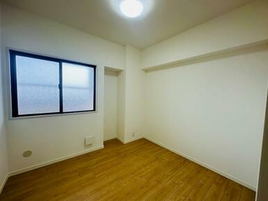 洋室約4.7帖の様子