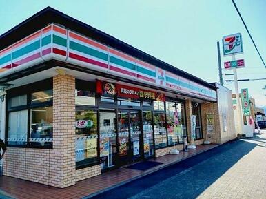 セブンイレブン富士宮若の宮店まで350m