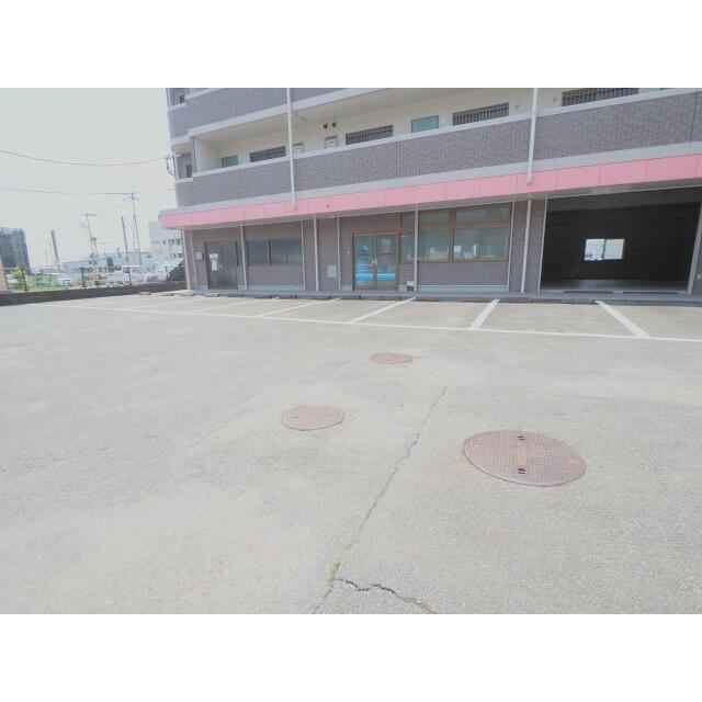 apartment 北方町大字志久