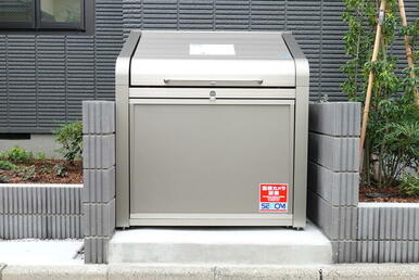 蓋つきゴミ置き場有☆衛生的です♪