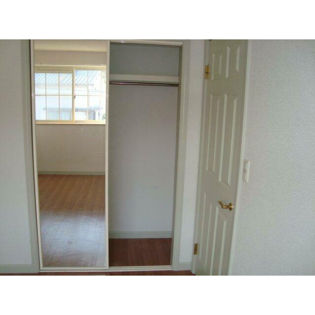 クローゼット（洋室１）