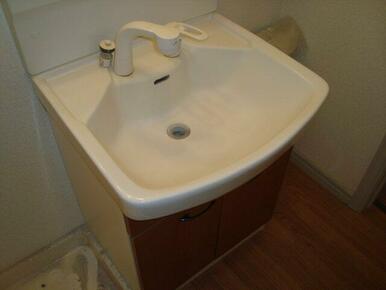 洗髪洗面化粧台