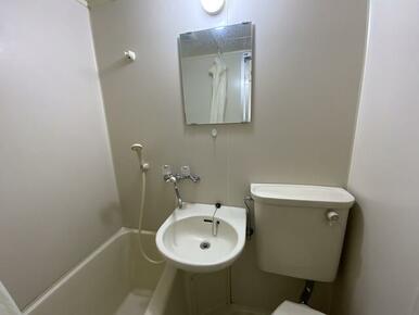 洗面台（鏡付き）