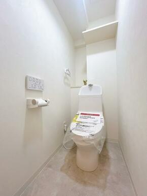 「トイレ」新品交換済みです。