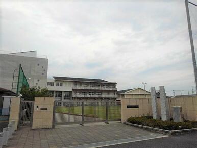 坂出市立坂出小学校