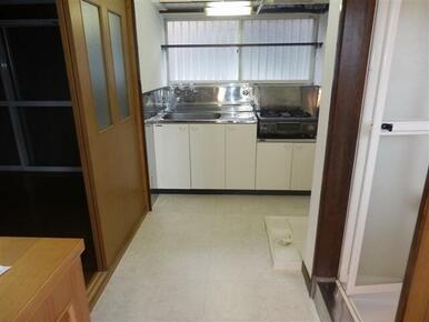 キッチン、