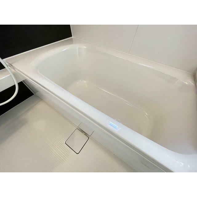 窓からの自然換気で、水気が残りやすい子供のおもちゃもスッキリ乾く！１坪空間だから圧迫感もゼロです。
