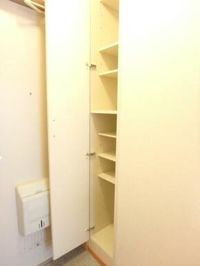 ※同タイプの別部屋写真となります