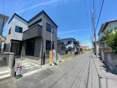 周辺の商業施設も充実したお買い物にも便利な好立地！2024.6撮影