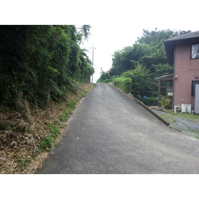 敷地から見た前面道路