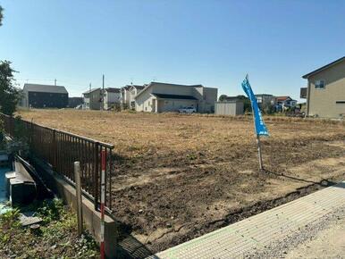 車の出し入れもスムーズに行う事ができます♪