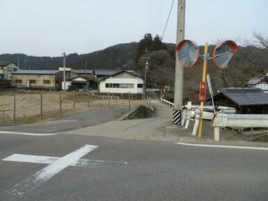 南側から撮影（東側道路含む）