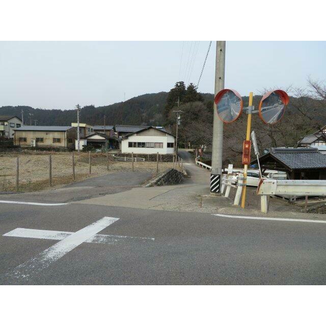 南側から撮影（東側道路含む）