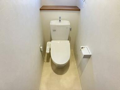 1階トイレ　新品交換済み