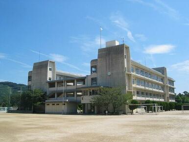 茨木市立北陵中学校