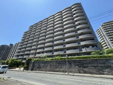 地上12階建て！エレベーター2基付き♪