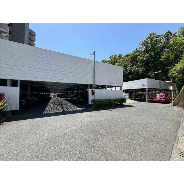 自走式駐車場付き♪