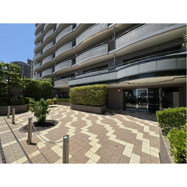 マンション入口。