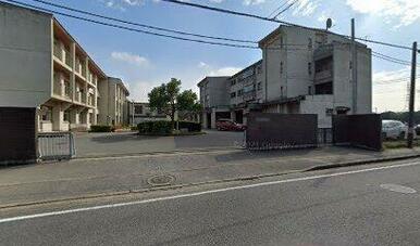 君津市立周西南中学校