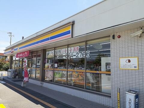 ラ ドゥサー １０２ 1ldk 徳島市の貸アパートの物件情報 賃貸 アパート マンション 一戸建て 徳島の売買 賃貸のことなら銀座 福寿家 bf27f54e61e4ac1dd6c