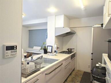 三口コンロです。