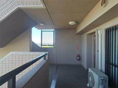 玄関前の通路です。