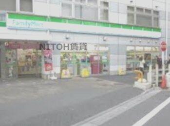 ファミリーマート 西武東長崎駅前店