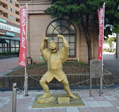 亀有駅前オブジェ