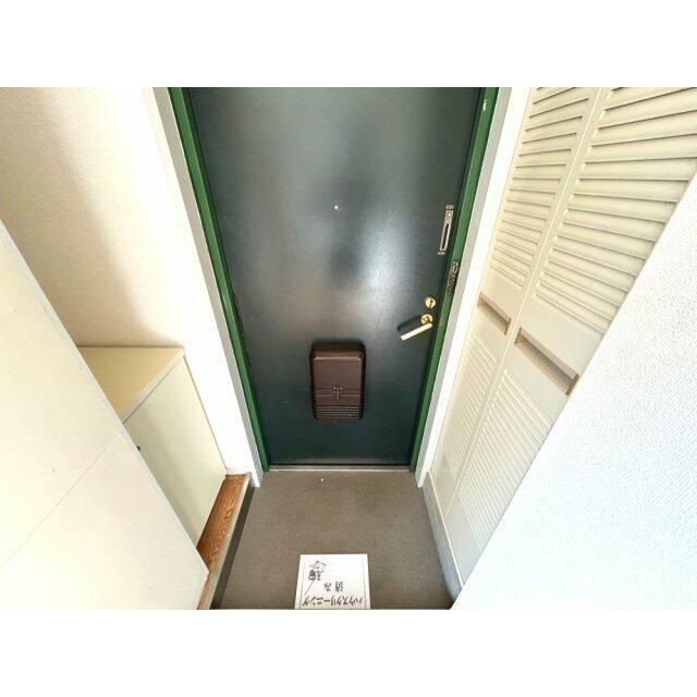 毎日通る玄関はこちらです