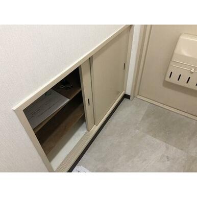 シューズボックス