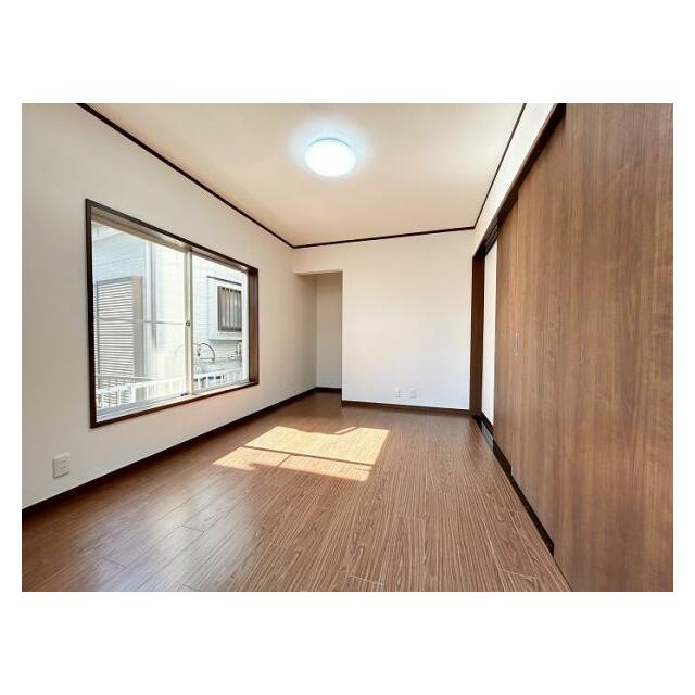 1階洋室6帖 1