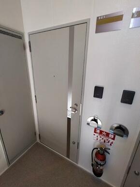 玄関ダブルロックキー