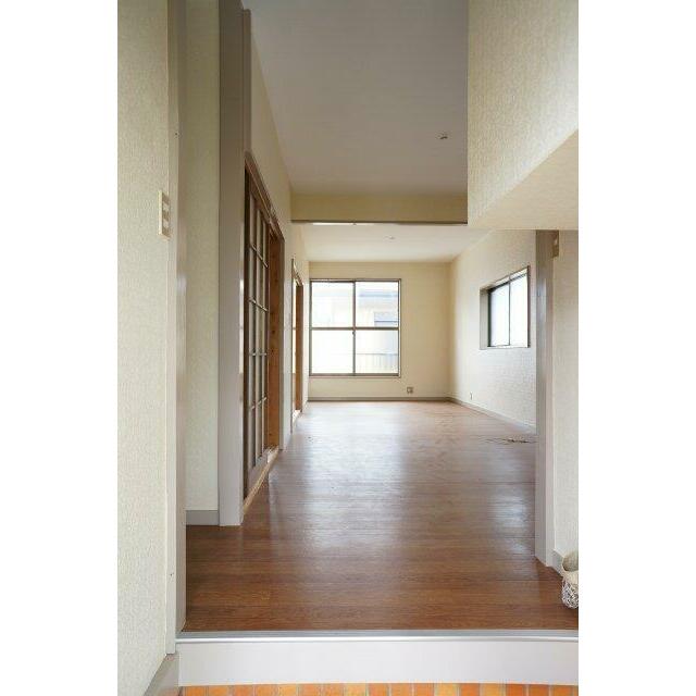 明るい室内です