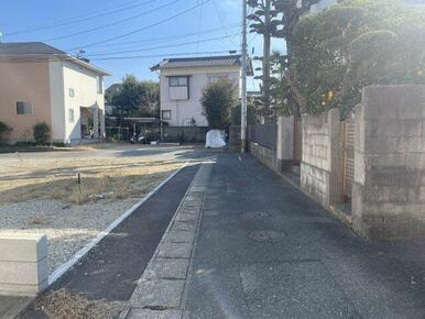 ◆西側前面道路◆現地（2026年1月）撮影