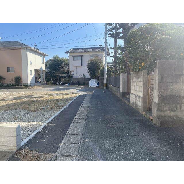 ◆西側前面道路◆現地（2026年1月）撮影