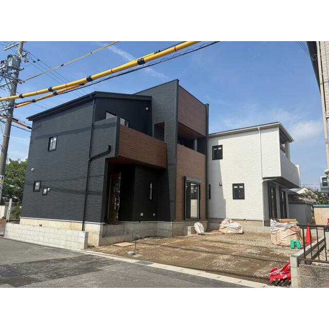 【足場解体後】2026年6月6日撮影内装工事中ですが、建築段階でのご内覧も可能なのでお気軽にお問い合わせく