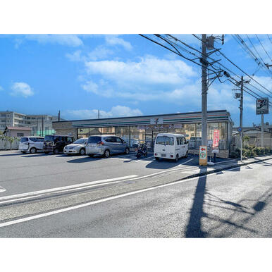 セブンイレブン　座間南栗原三丁目店